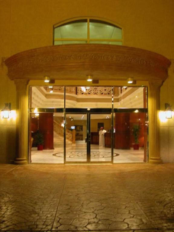 Milan Deluxe Suites Khobar Exterior foto