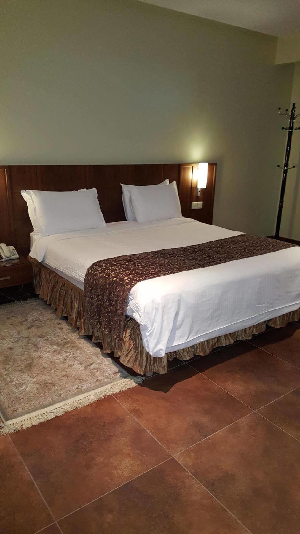 Milan Deluxe Suites Khobar Exterior foto